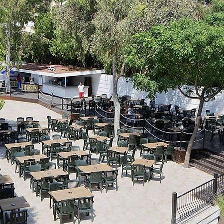 Larissa Beach Club Side Exterior photo